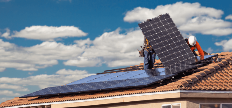 Top 10 Benefits of Solar Panels for UK Homeowners
